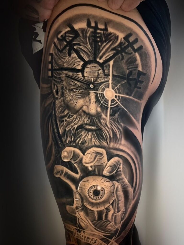 Tattoo Vikingo black and grey